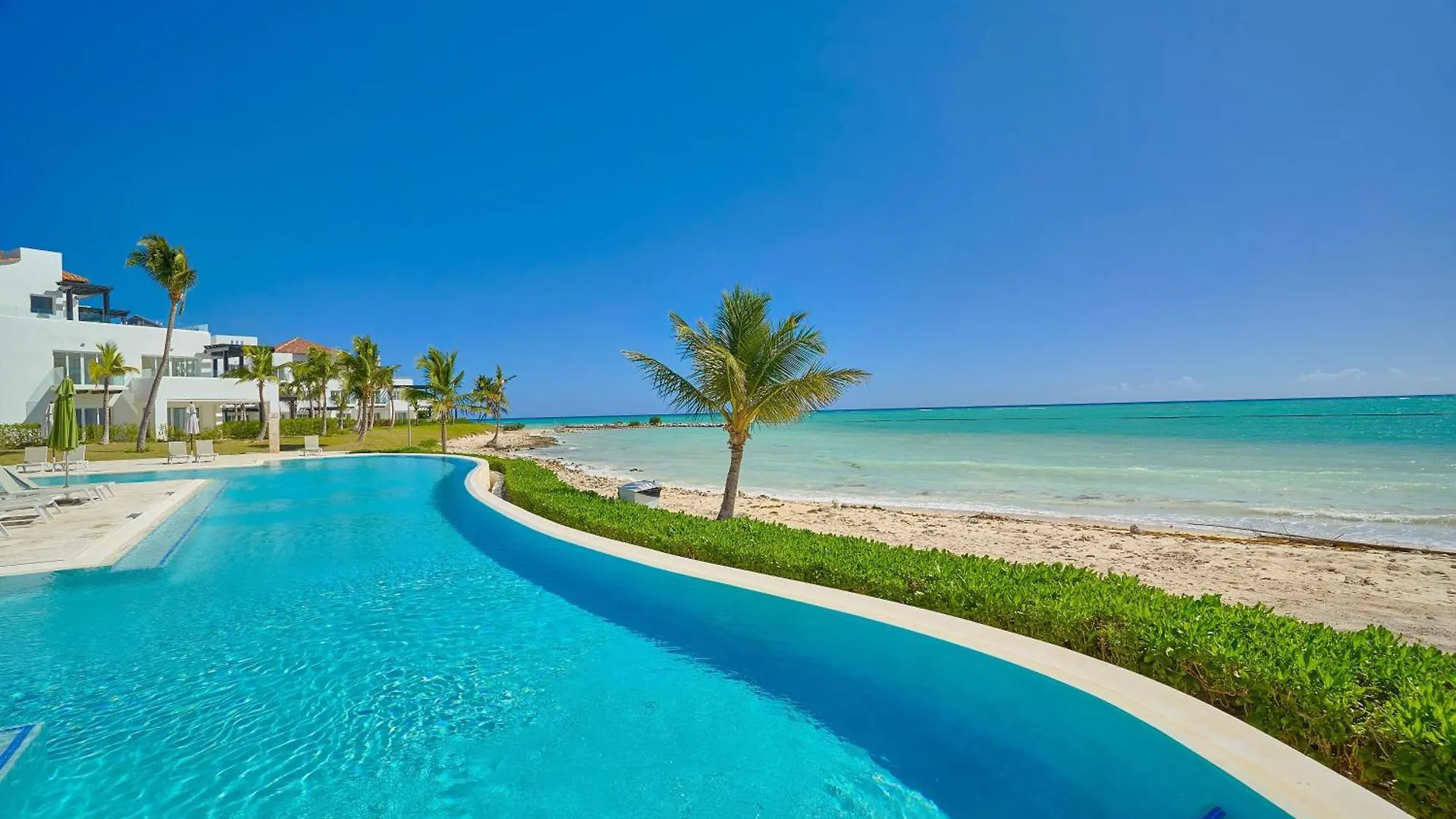 Chic 1 Bedroom Retreat In Cap Cana W- Private Beach Punta Cana
