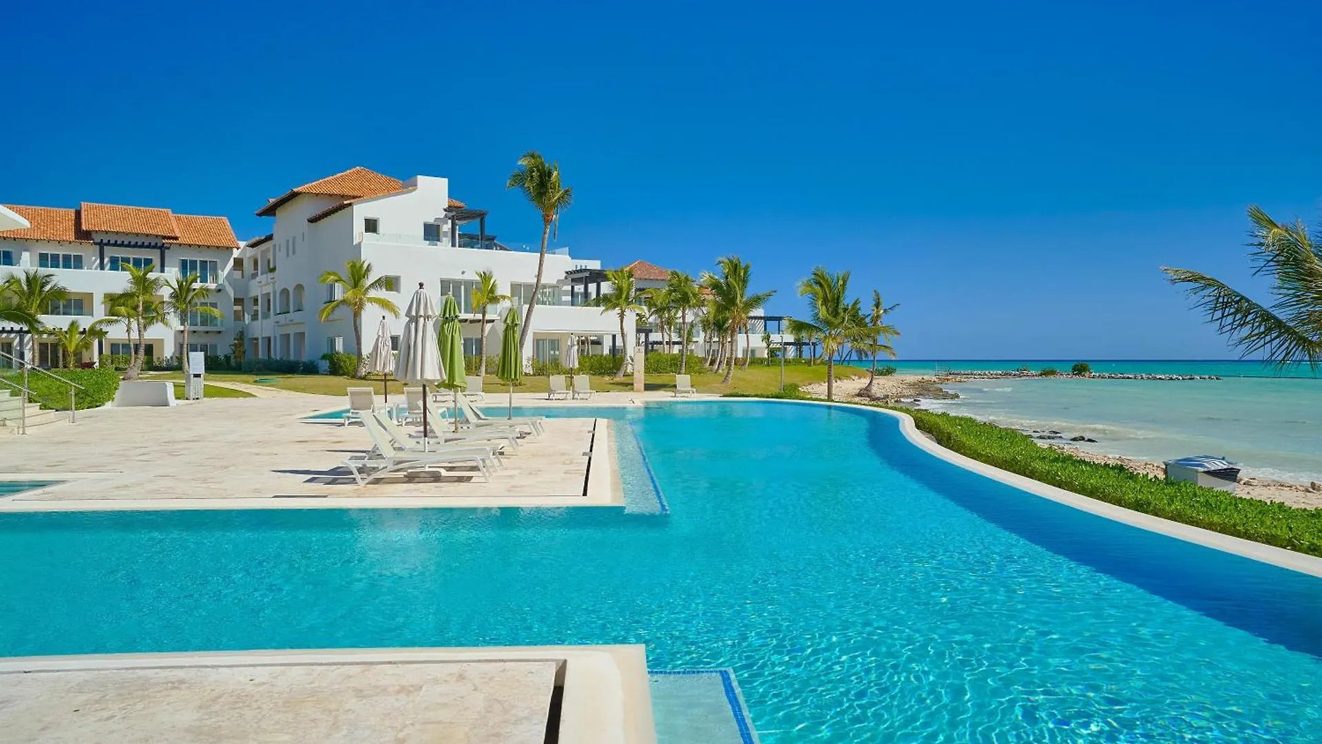 Chic 1 Bedroom Retreat In Cap Cana W- Private Beach Punta Cana